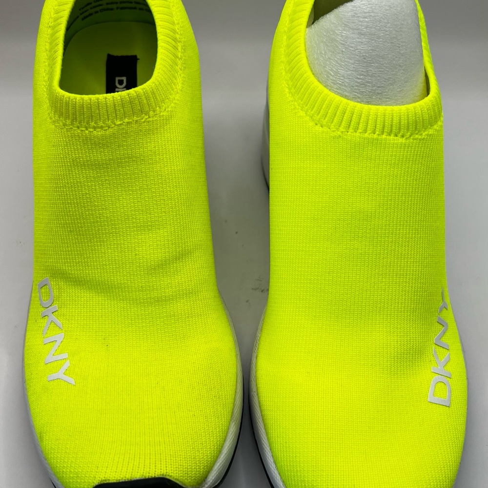 DKNY Bright neon green Slip-On Sneakers